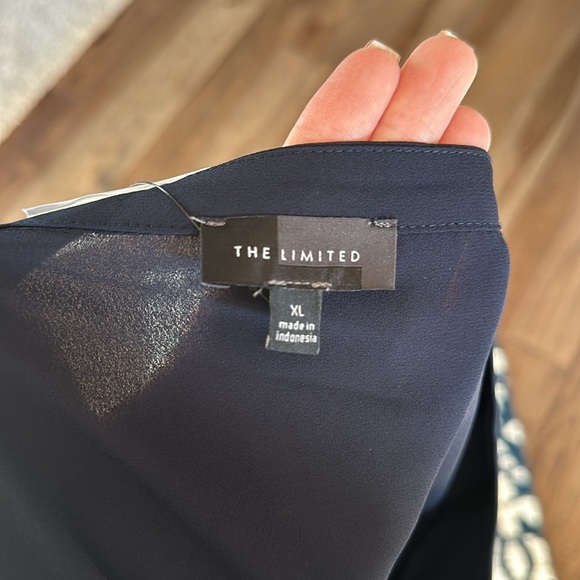 The Limited Navy Blouse - Picture 4 of 5